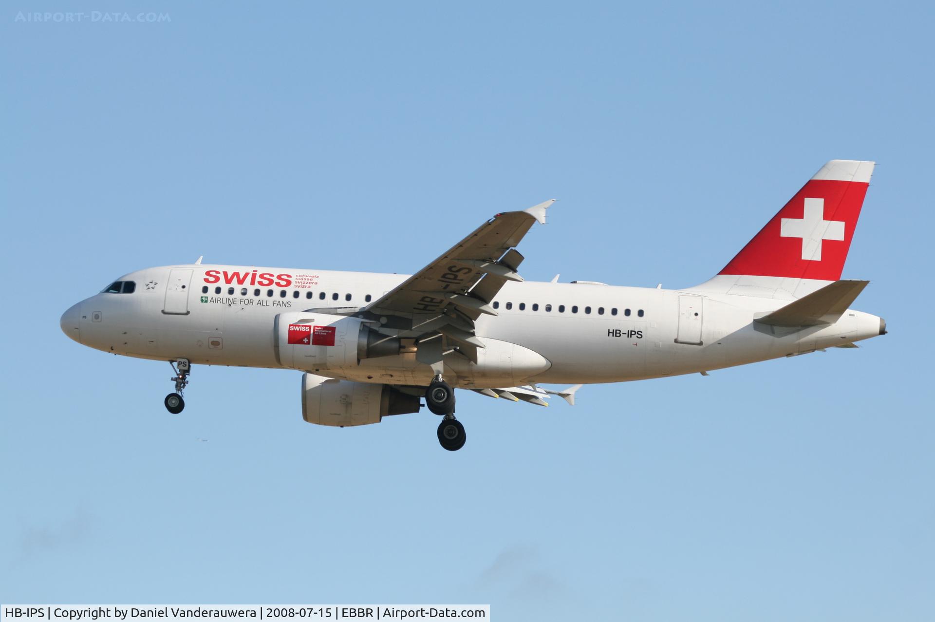 HB-IPS, 1997 Airbus A319-112 C/N 734, arrival of flight LX786 to rwy 25L