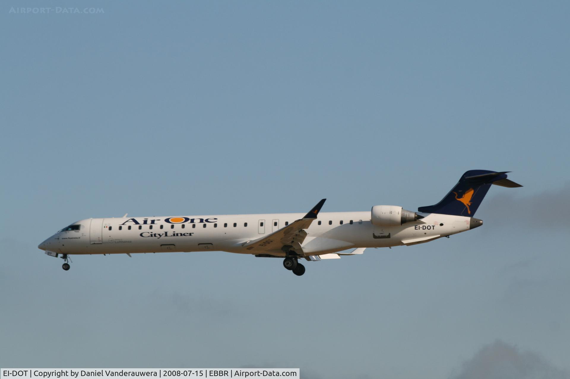 EI-DOT, 2006 Canadair CRJ-900LR (CL-600-2D24) C/N 15066, arrival of flight AP2730 to rwy 25L