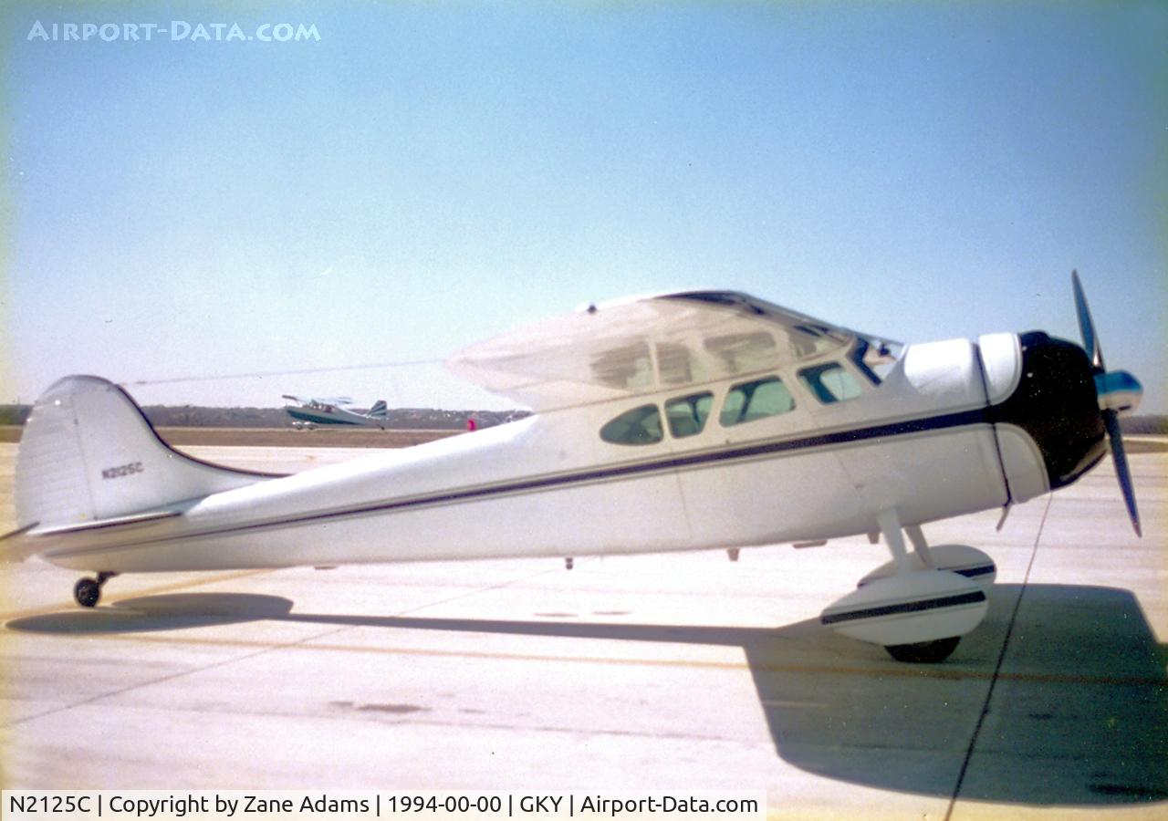 N2125C, 1953 Cessna 195B Businessliner C/N 16110, At Arlington Municipal