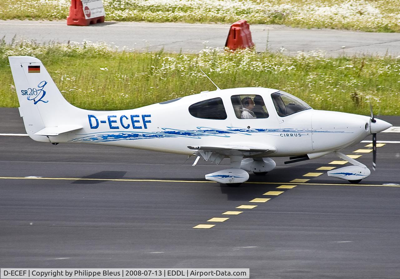 D-ECEF, 2005 Cirrus SR20 G2 C/N 1550, Small but highly sophisticated plane on taxiway.