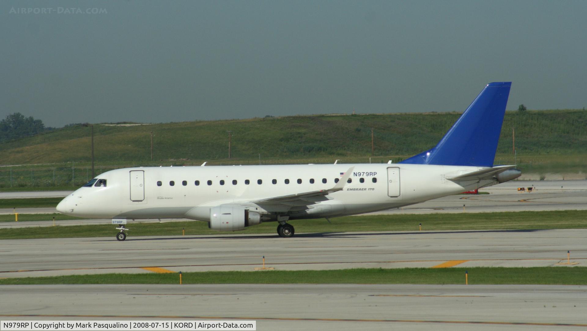 N979RP, 2005 Embraer 170SE (ERJ-170-100SE) C/N 17000088, ERJ 170-100 SE