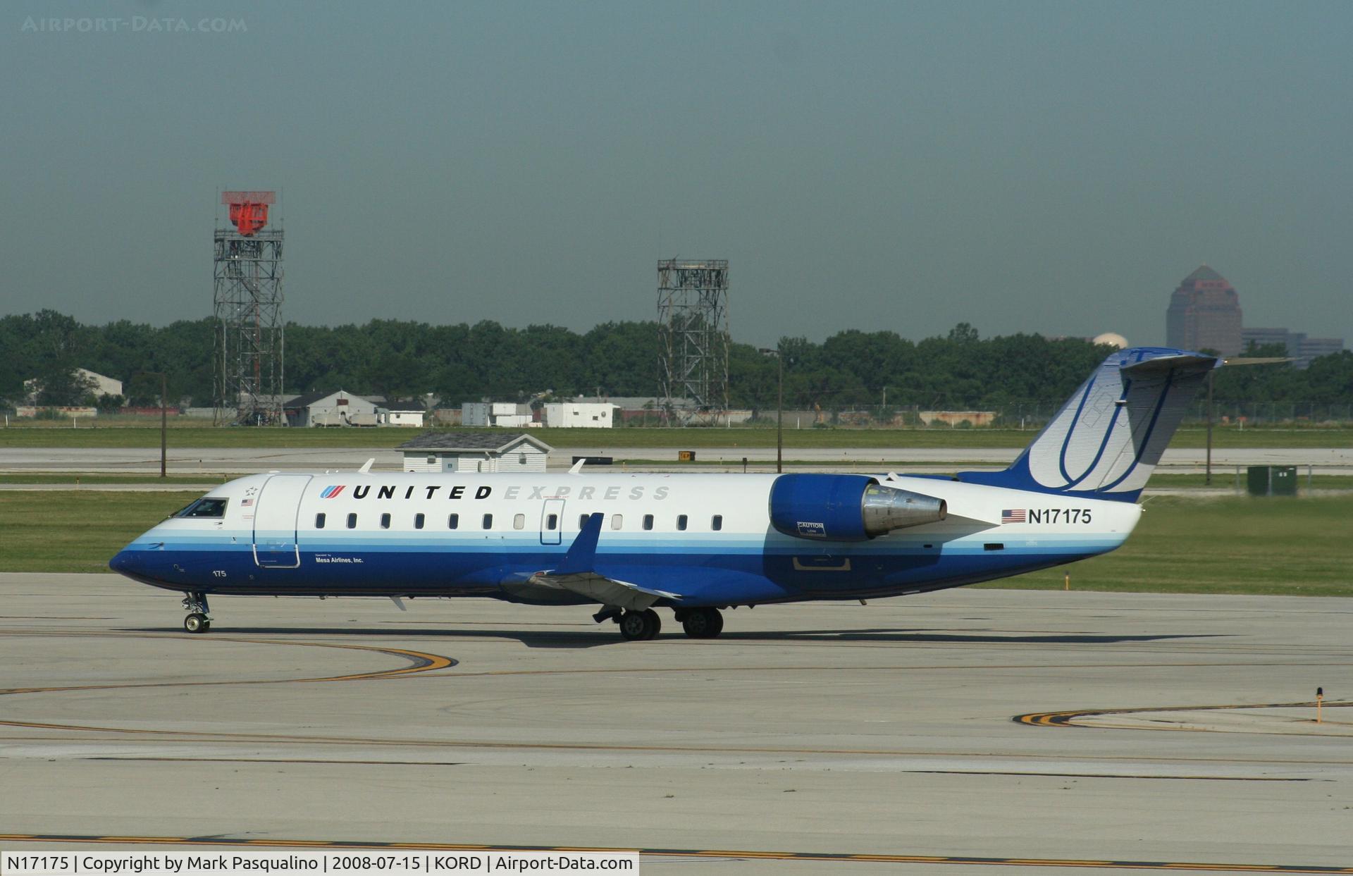 N17175, 1997 Canadair CRJ-200LR (CL-600-2B19) C/N 7175, CL-600-2B19