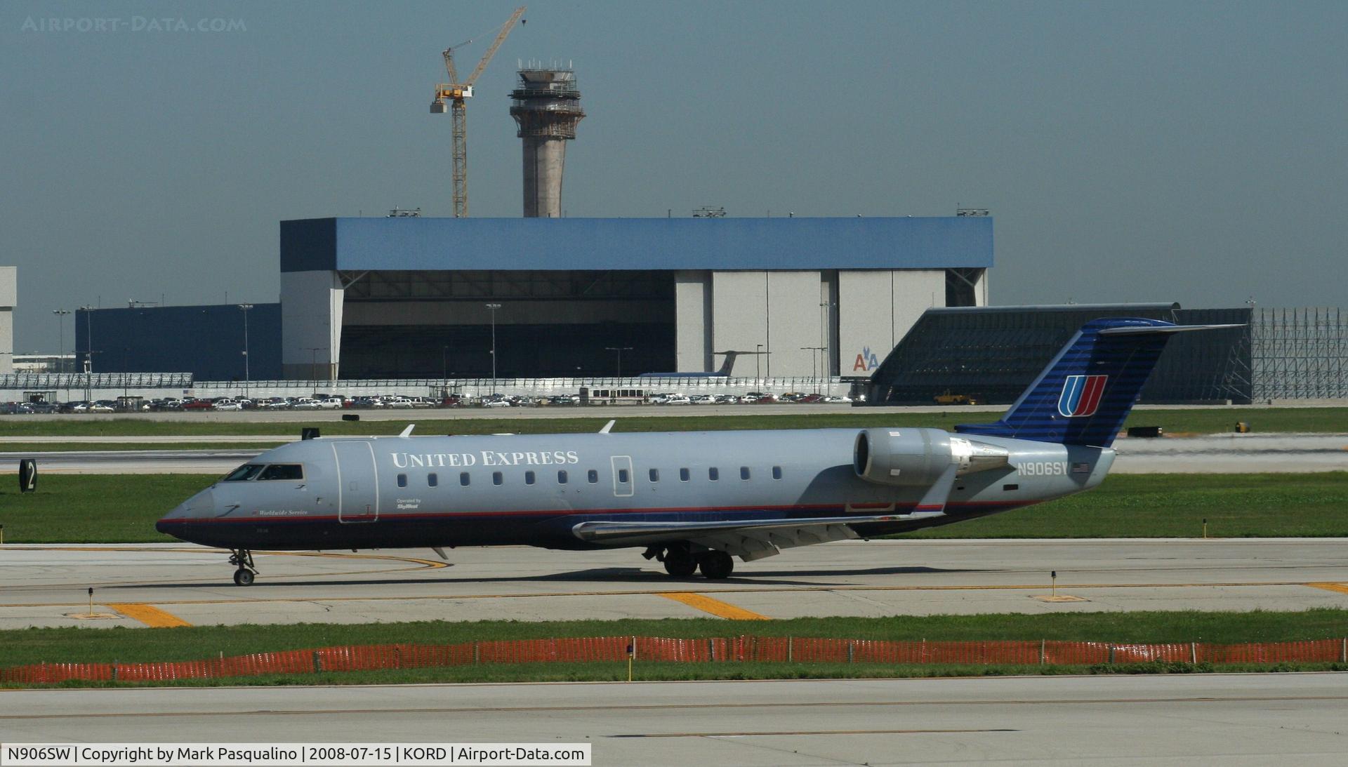 N906SW, 2001 Bombardier CRJ-200LR (CL-600-2B19) C/N 7510, CL-600-2B19