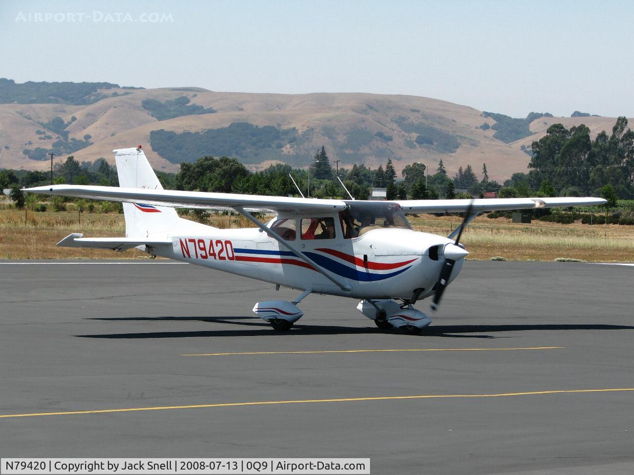 N79420, 1969 Cessna 172K Skyhawk C/N 17258071, Taken at the Sonoma Skypark's Airport