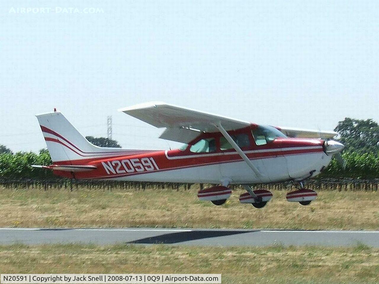 N20591, 1973 Cessna 172M C/N 17261423, Taken at the Sonoma Skypark's Airport, Photo by Jim Clark