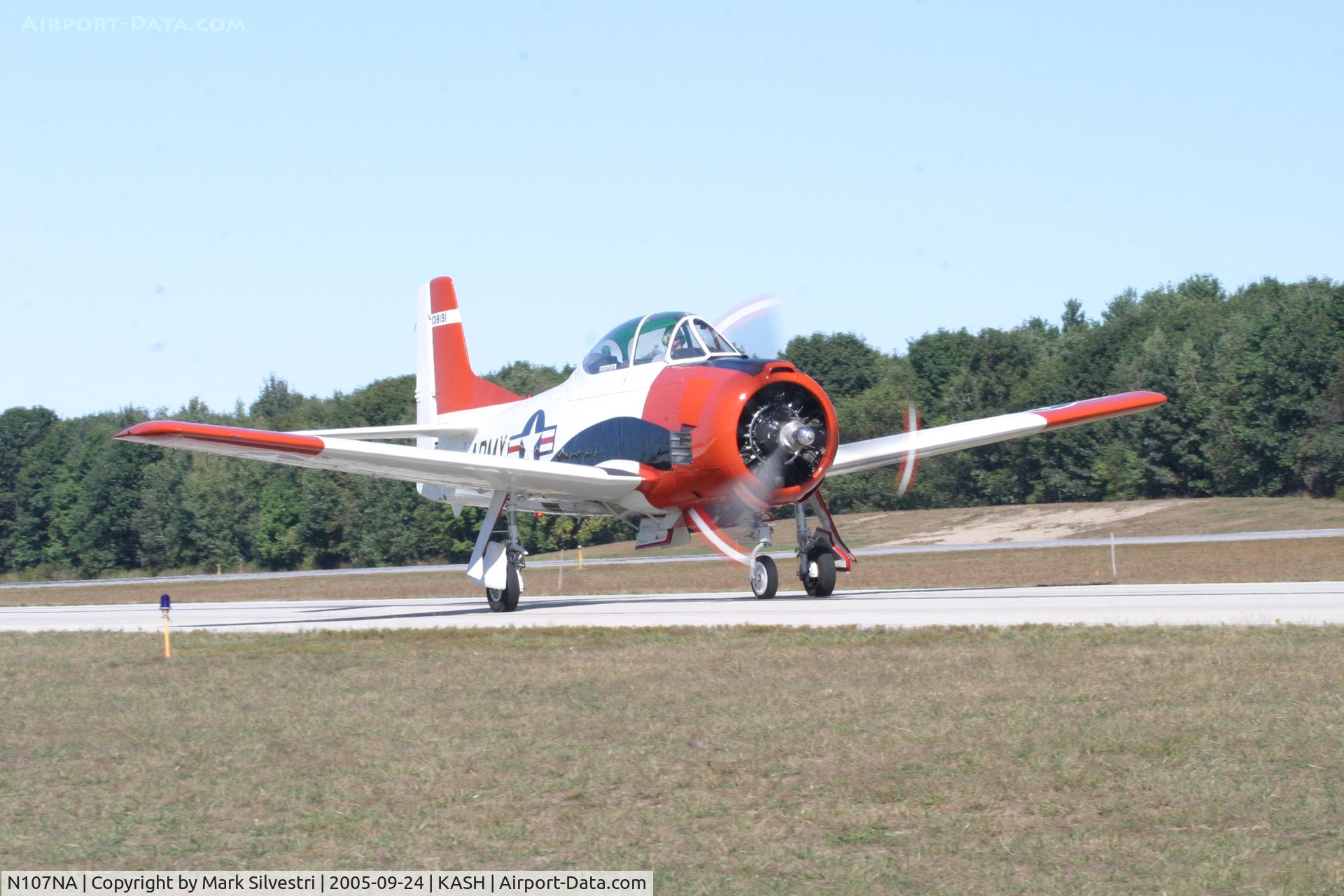 N107NA, 1955 North American T-28B Trojan C/N 200-262, DWC 2005