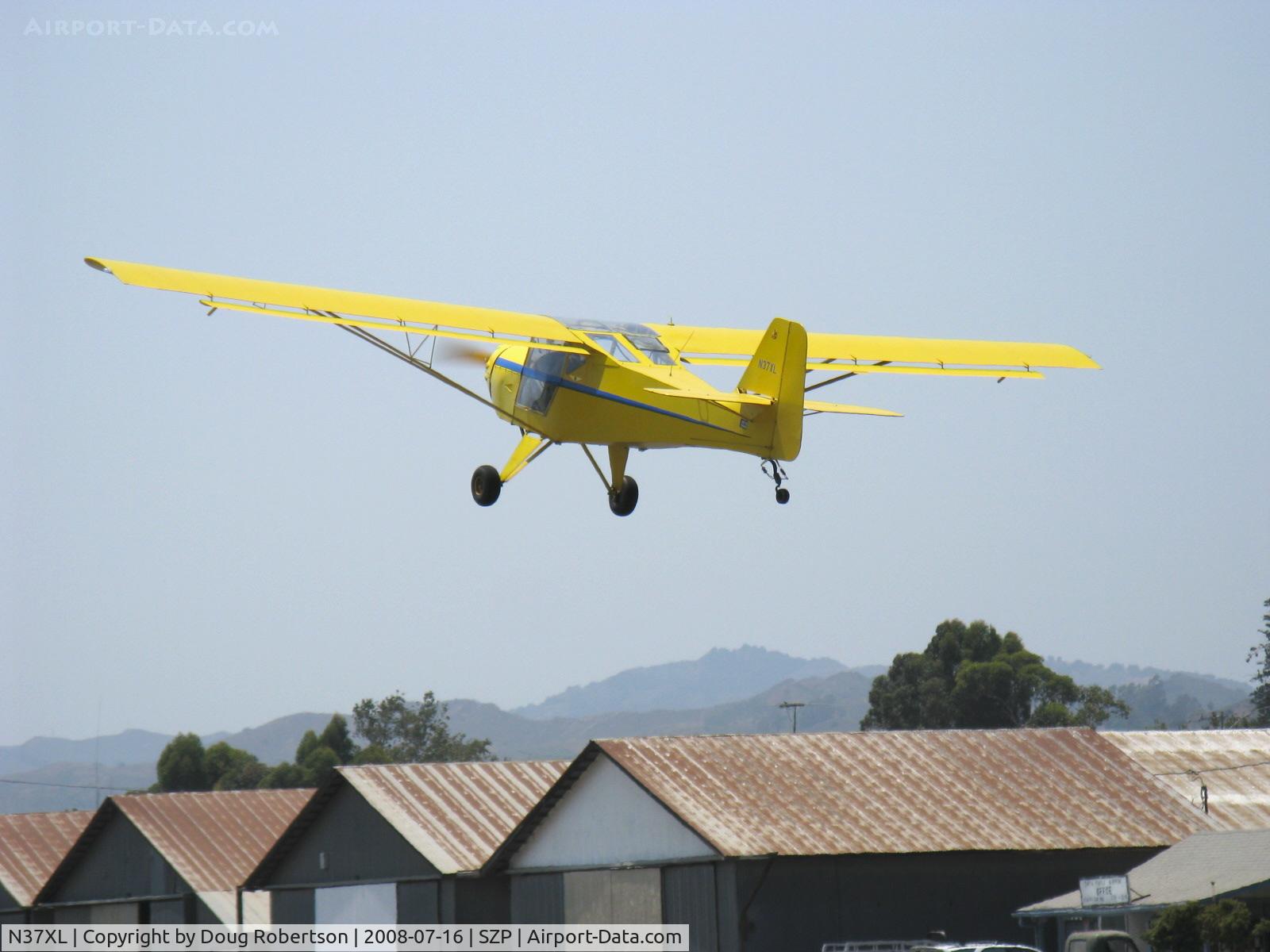 N37XL, 1997 Skystar Kitfox XL C/N BCX002, 1997 Beckett KITFOX XL, Rotax 912 100 Hp, takeoff climb Rwy 22