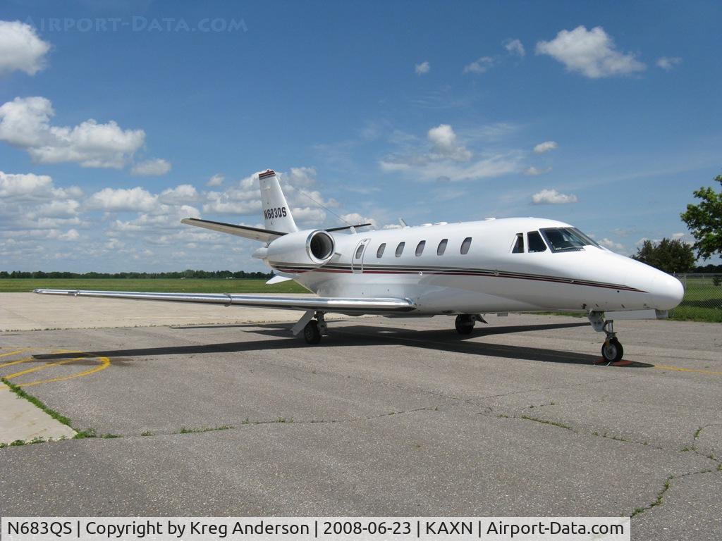 N683QS, 2006 Cessna 560XL Citation XLS C/N 560-5643, After refueling