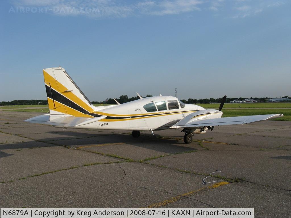 N6879A, 1979 Piper PA-23-250 C/N 27-7954104, On the ramp on a fine evening.