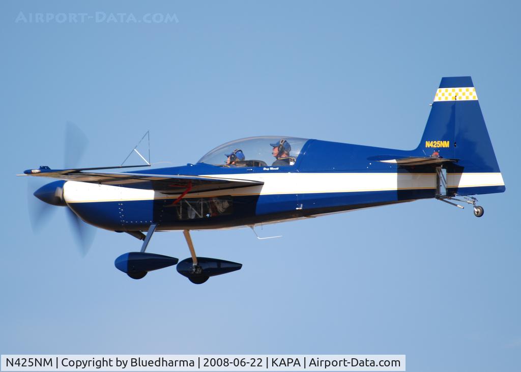 N425NM, 2000 Zivko Edge 540-T C/N 0011, On approach to 17L.