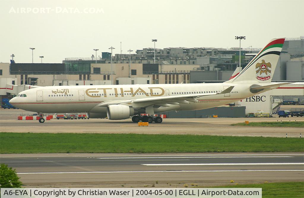 A6-EYA, 2000 Airbus A330-223 C/N 361, Etihad
