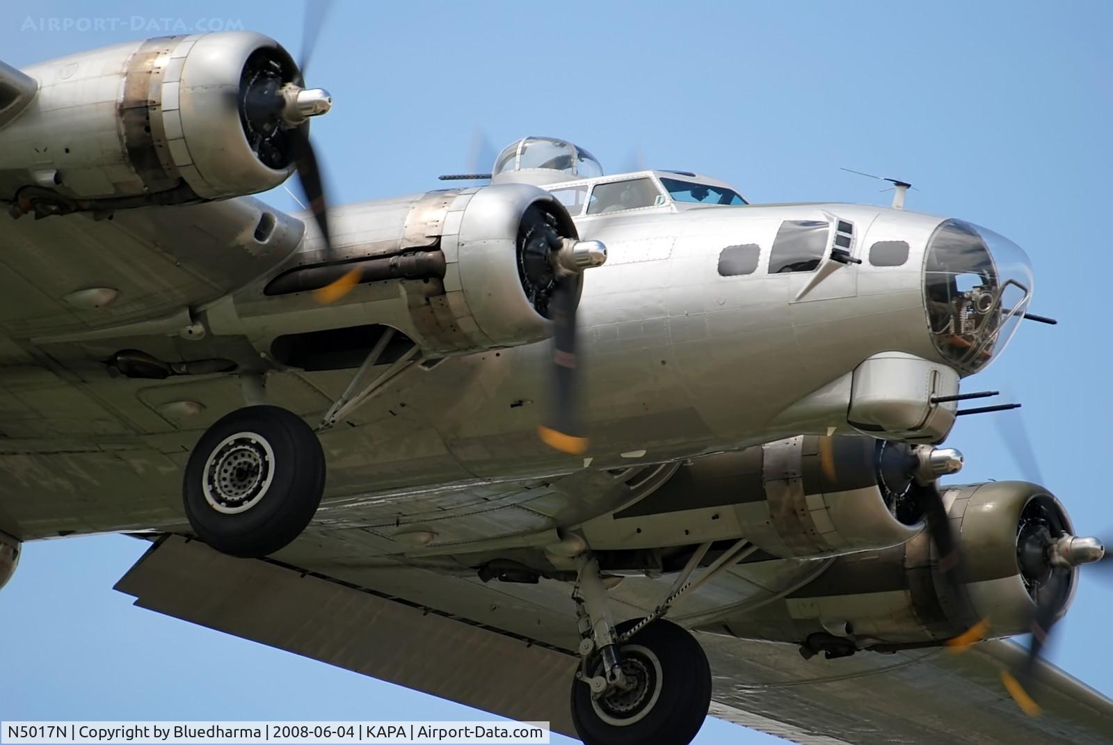 N5017N, 1944 Lockheed/Vega (Boeing) B-17G-105-VE Flying Fortress C/N 8649, Aluminum Overcast on final to 35R.