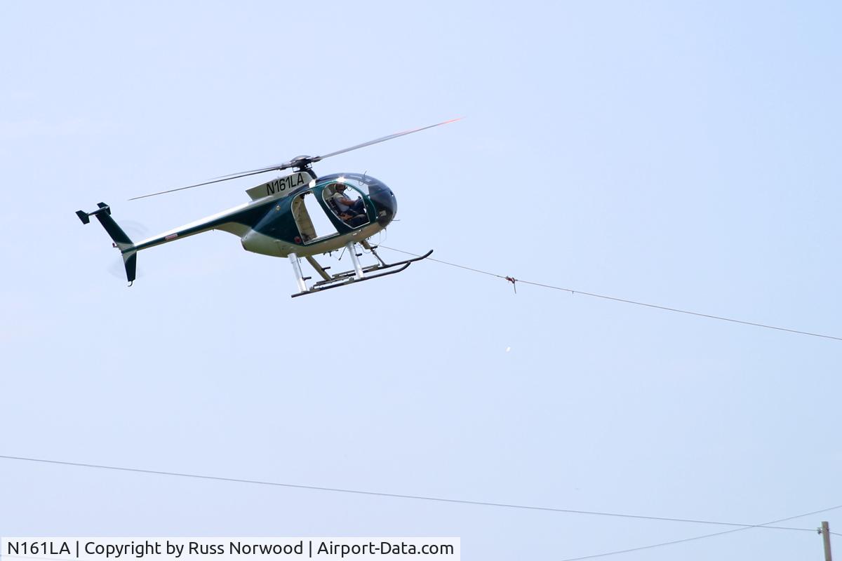 N161LA, 1981 Hughes 369D C/N 711015D, Pulling cable near Gramercy, LA