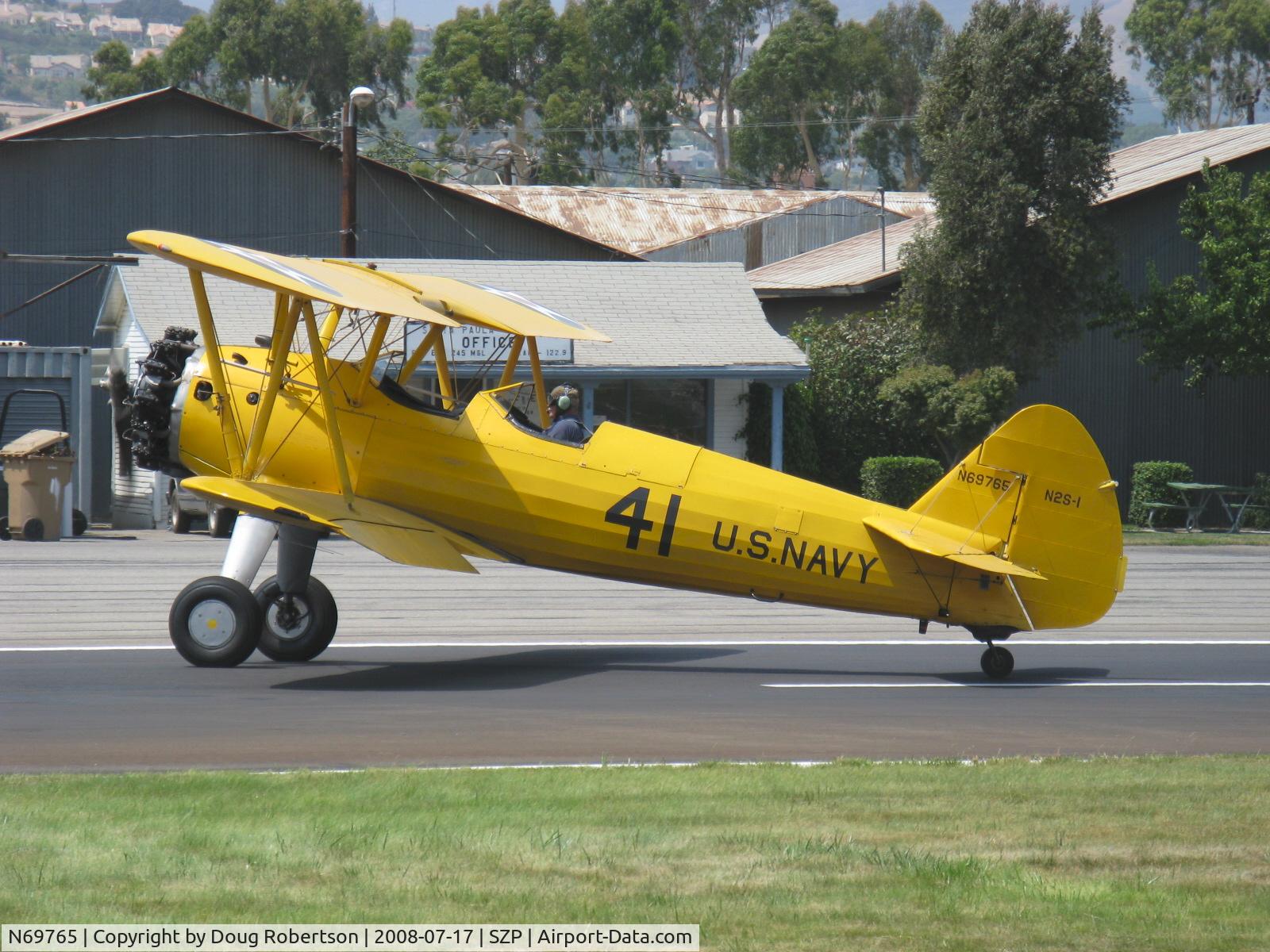 N69765, 1941 Boeing A75N1 (PT17) C/N 75-1044, 1941 Boeing Stearman A75N1 (PT-17 KAYDET) as N2S-1, Continental W670-5 220 Hp, turning off Rwy 22