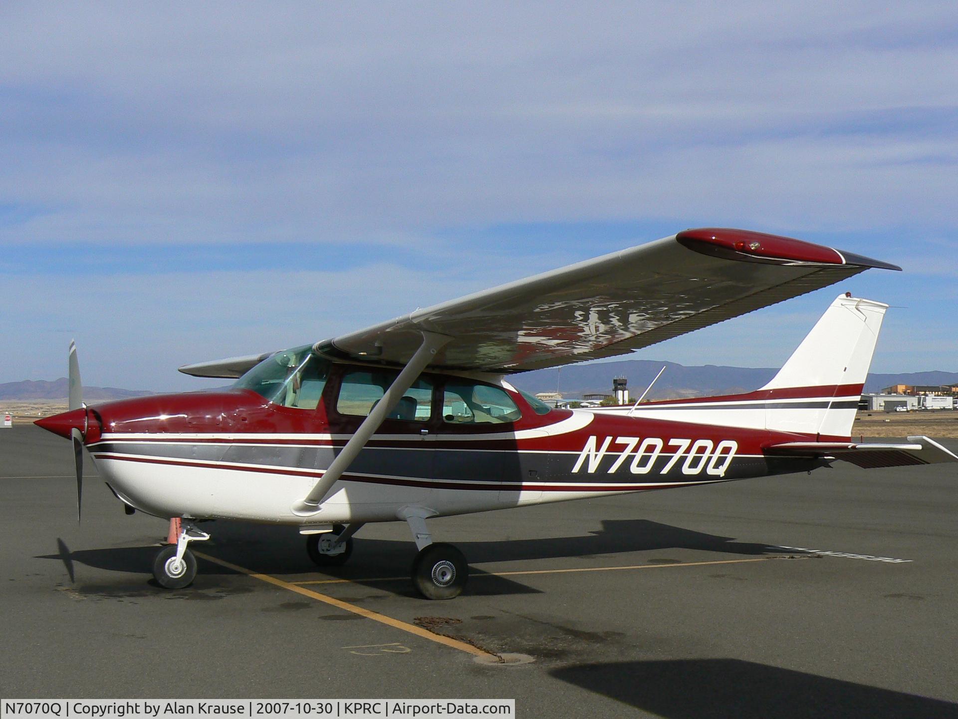 N7070Q, 1972 Cessna 172L C/N 17260370, Peach Flyers 172 new paint job
