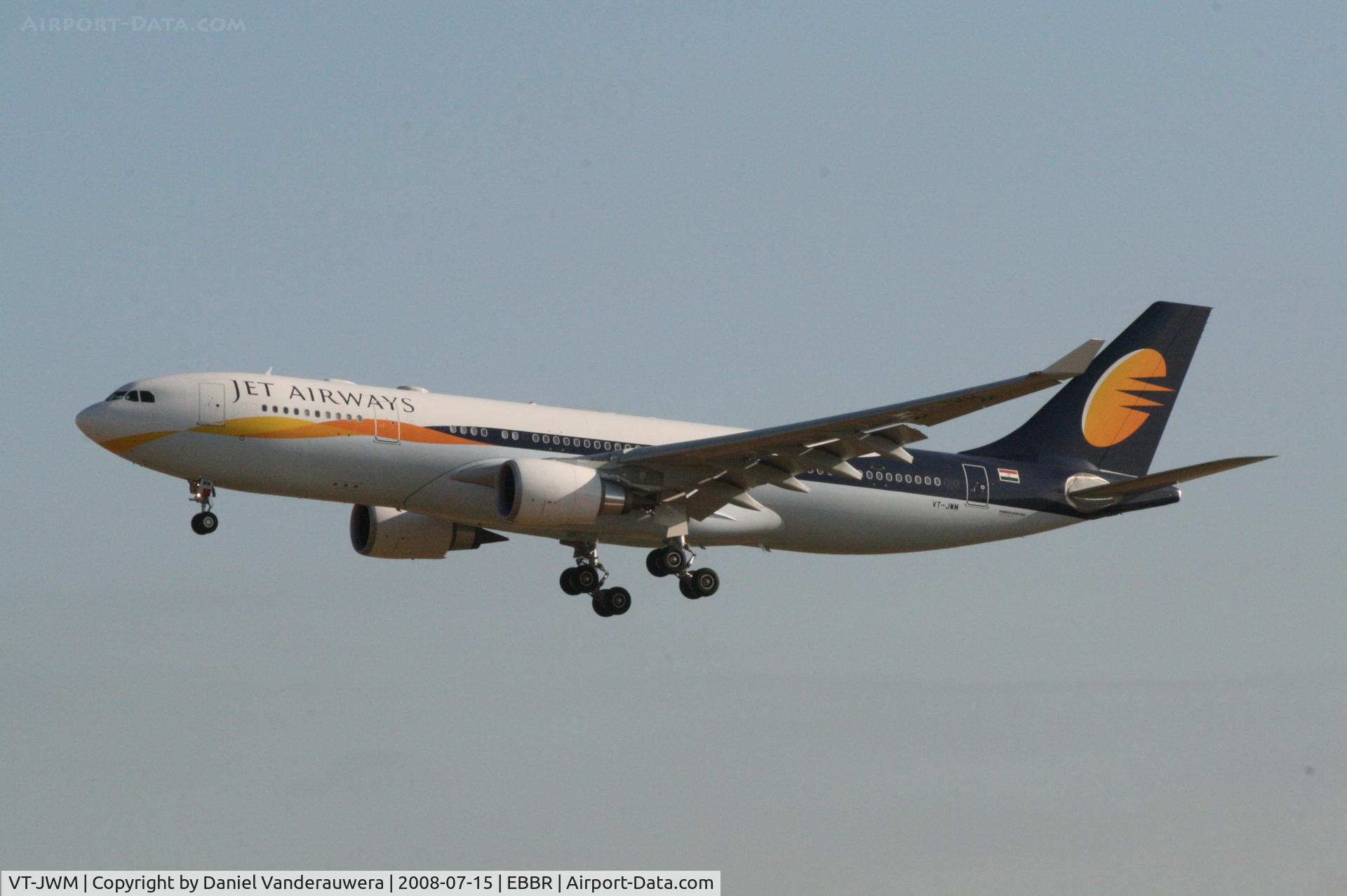 VT-JWM, 2008 Airbus A330-202 C/N 923, arrival of flight 9W230 to rwy 25L