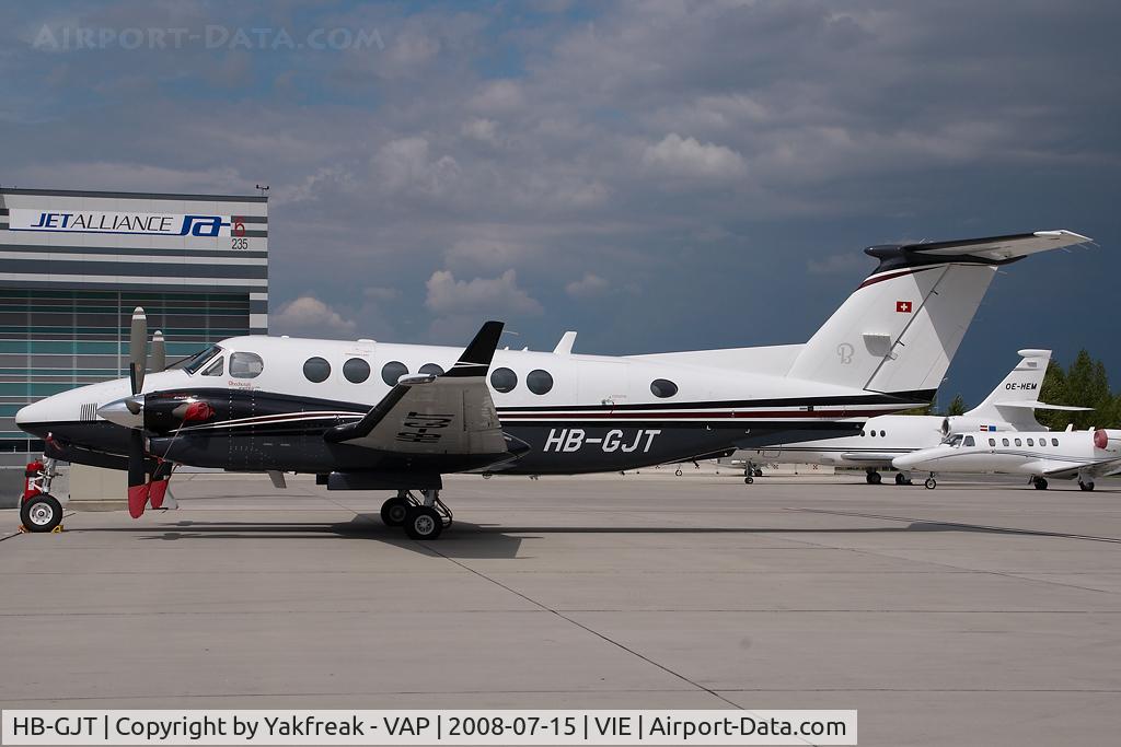 HB-GJT, 2007 Hawker Beechcraft 350 King Air (B300) C/N FL-535, Beech 350 King Air