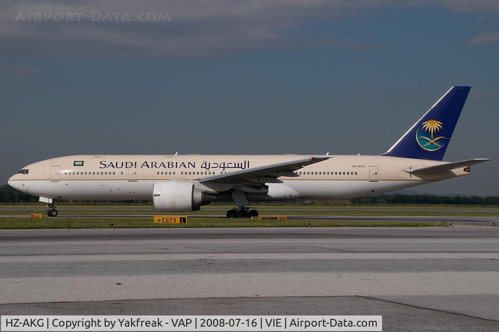 HZ-AKG, 1998 Boeing 777-268/ER C/N 28350, Saudia Boeing 777-200