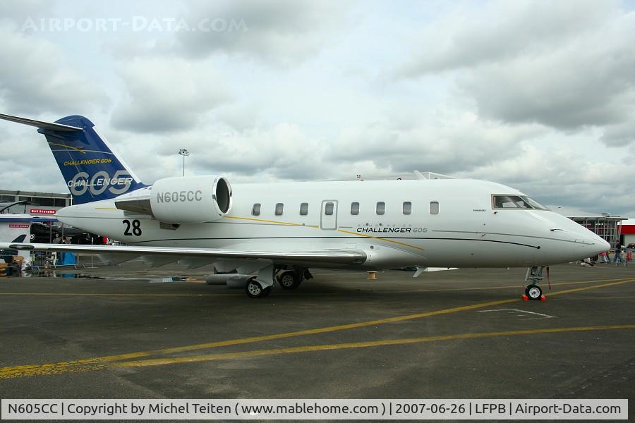 N605CC, Canadair Challenger 604 (CL-600-2B16) C/N 5320, At the Paris Air Show 2007 static display