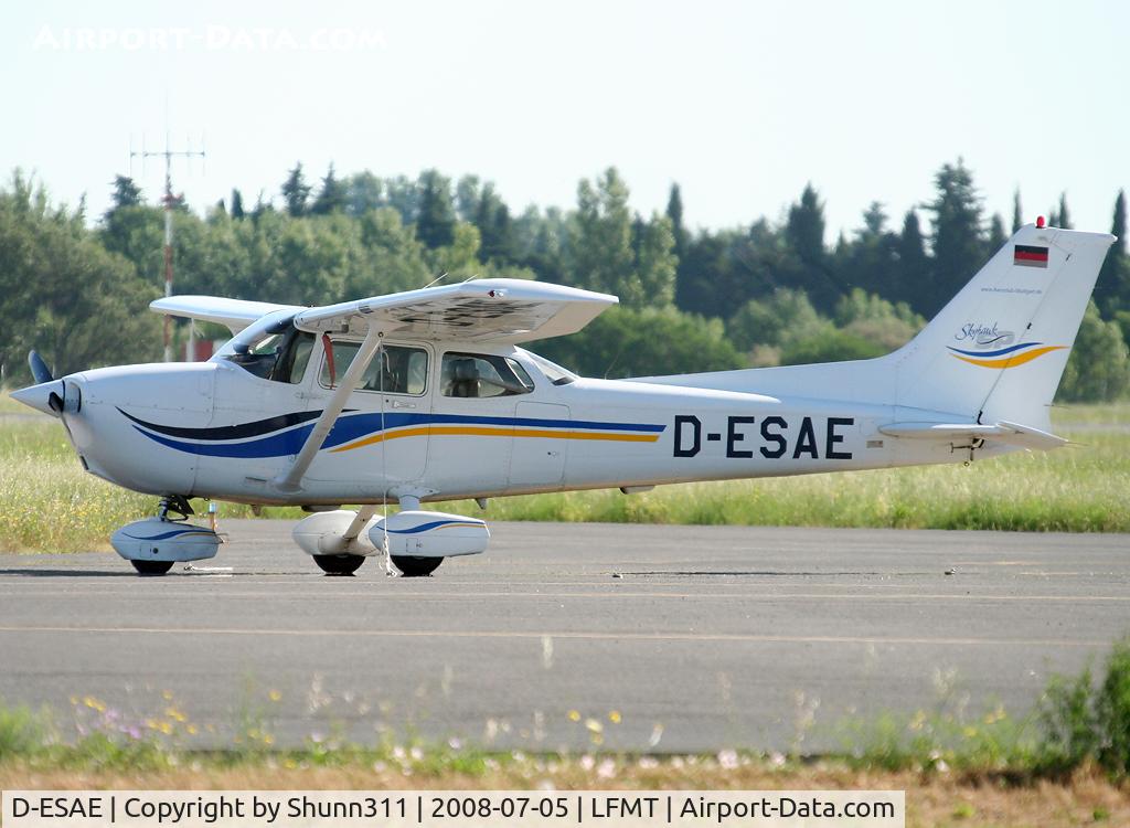 D-ESAE, 1999 Cessna 172S C/N 172S8118, Parked at the General Aviation apron...