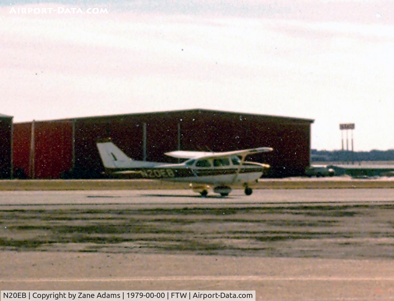 N20EB, Cessna 172M C/N 17264363, Registered as a Cessna 172 - this aricraft was destroyed in a landing accident at Portales, NM - 1982