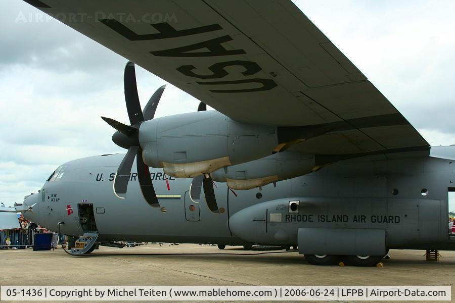 05-1436, 2005 Lockheed Martin C-130J-30 Super Hercules C/N 382-5575, 143rd Airlift Squadron / 143rd Airlift Wing from Rhode Island Air National Guard at the Paris Le Bourget Airshow in June 2007