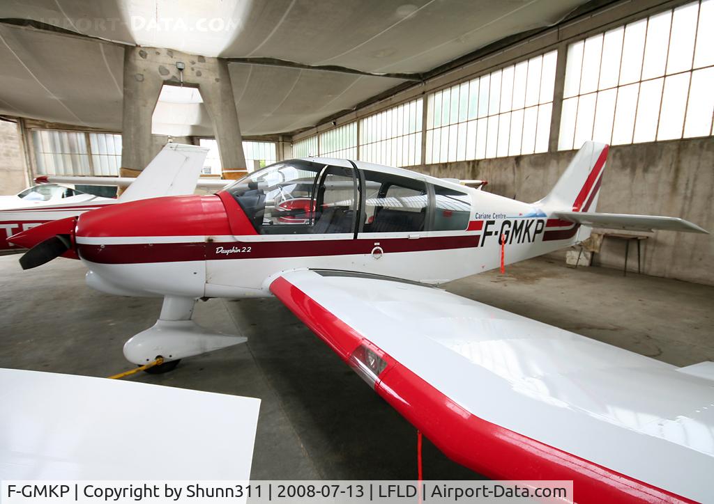 F-GMKP, Robin DR-400-120 Dauphin 2+2 C/N 2182, Inside Airclub's hangar...