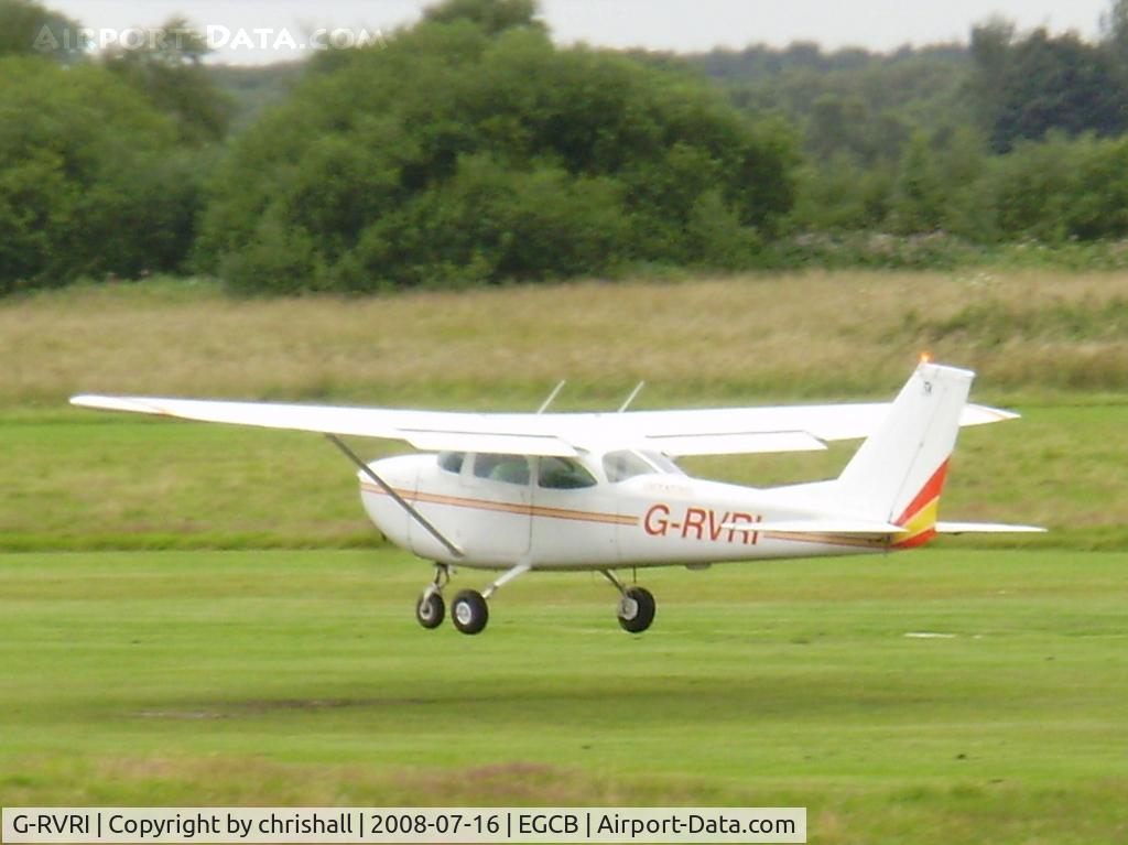 G-RVRI, 1967 Cessna 172H C/N 17255822, one of Ravenair's pupils about to land on runway 27