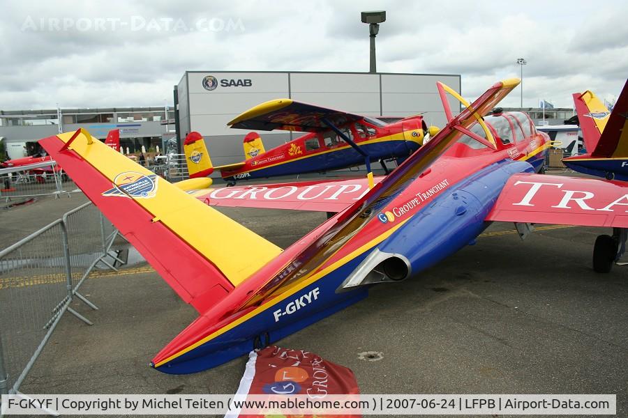 F-GKYF, Fouga CM-170 Magister C/N 315, Patrouille Tranchant - Bourget Airshow 2007