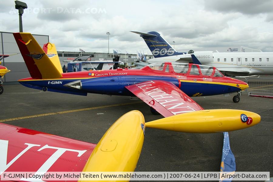 F-GJMN, Fouga CM-170 Magister C/N 424, Patrouille Tranchant - Bourget Airshow 2007