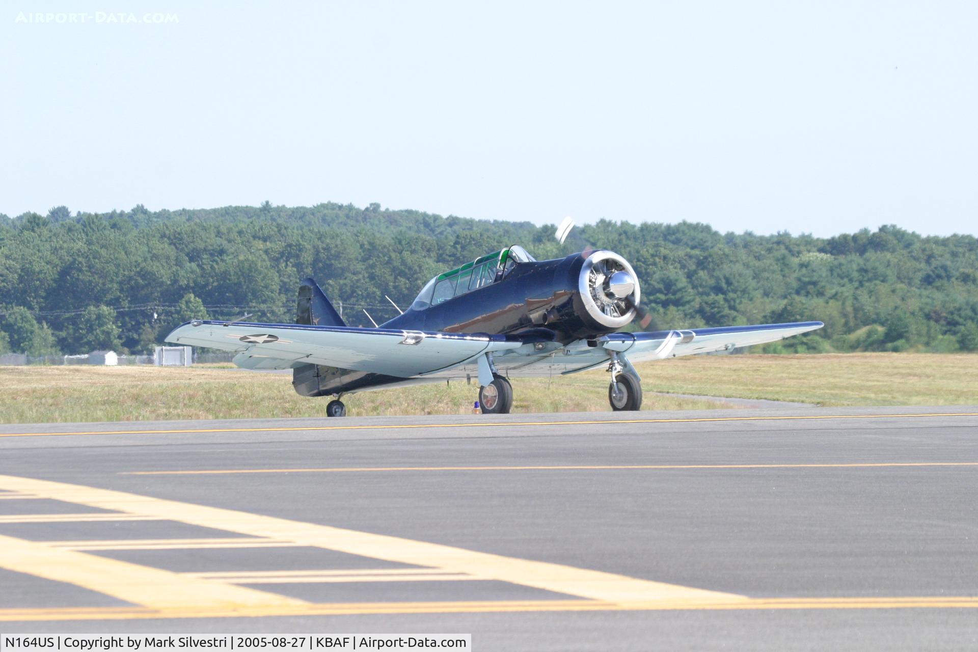N164US, 1944 North American AT-6F C/N 44-81687-A, Barnes 2005