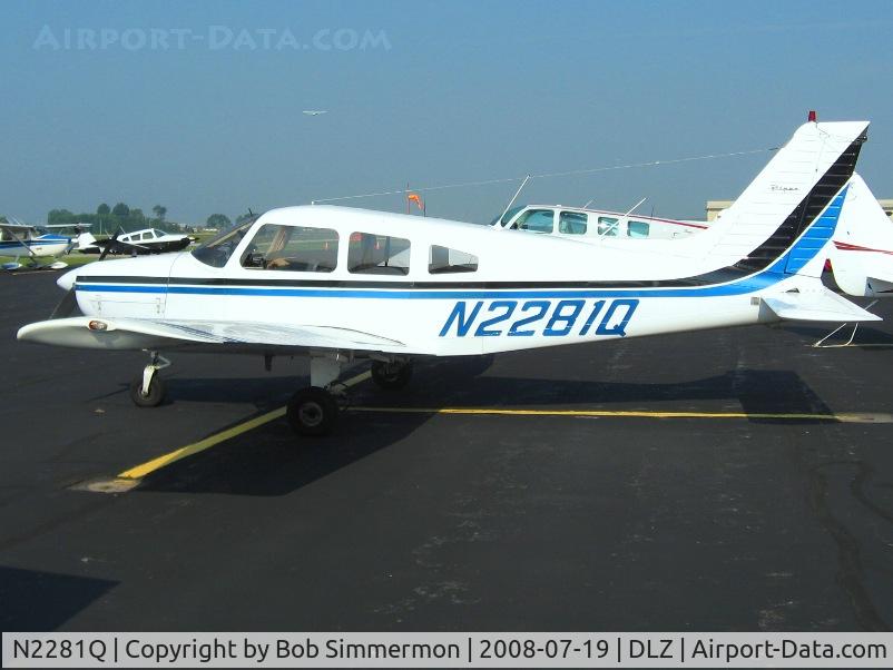 N2281Q, 1977 Piper PA-28-161 C/N 28-7716096, On the ramp at Delaware, OH