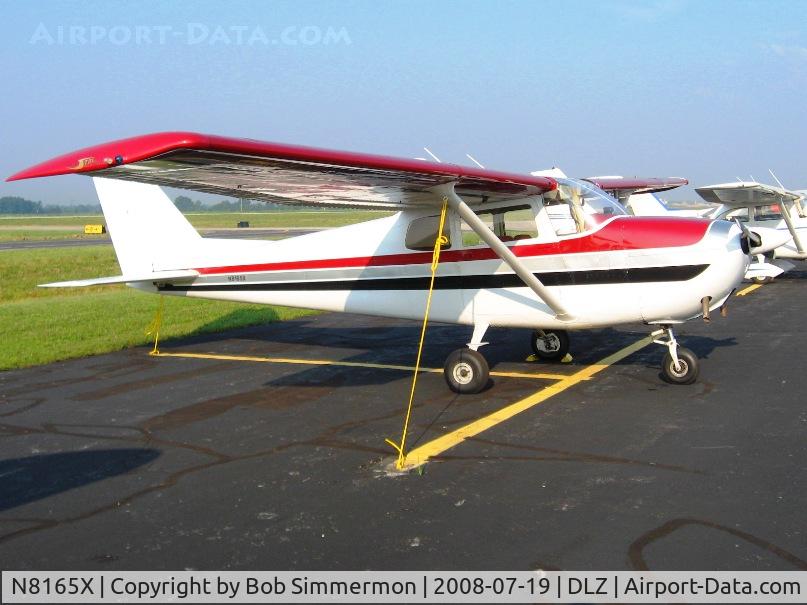 N8165X, 1961 Cessna 172B C/N 17248665, On the ramp at Delaware, OH