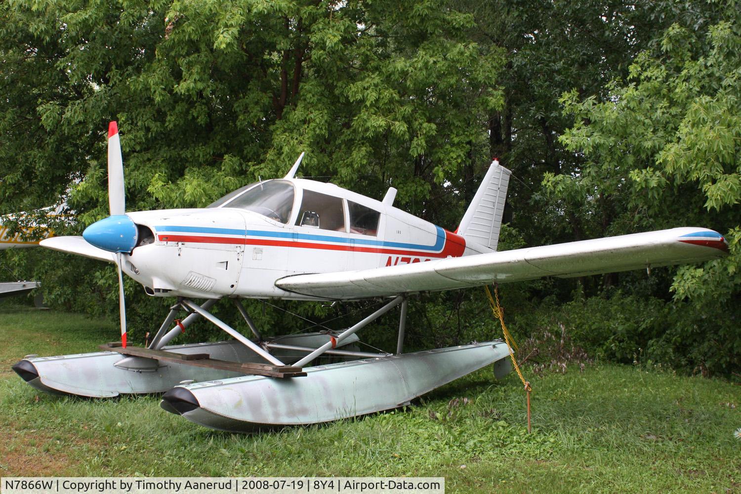 N7866W, 1964 Piper PA-28-180 C/N 28-1887, Tied down at Surfside Seaplane Base.