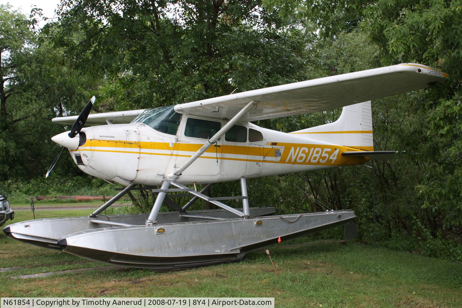 N61854, 1977 Cessna 180K Skywagon C/N 18052805, Tied down at Surfside Seaplane Base.