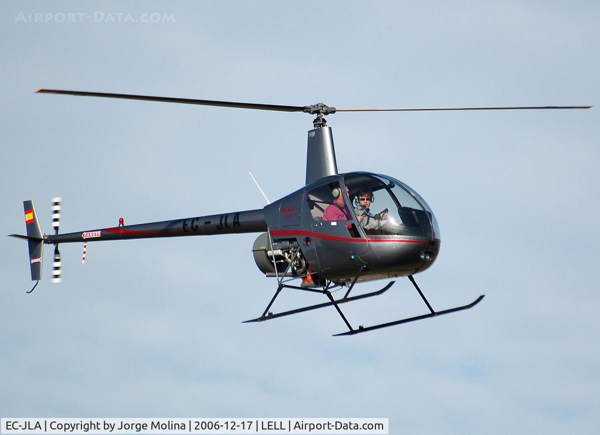 EC-JLA, Robinson R22 Beta II C/N 3837, Low pass...