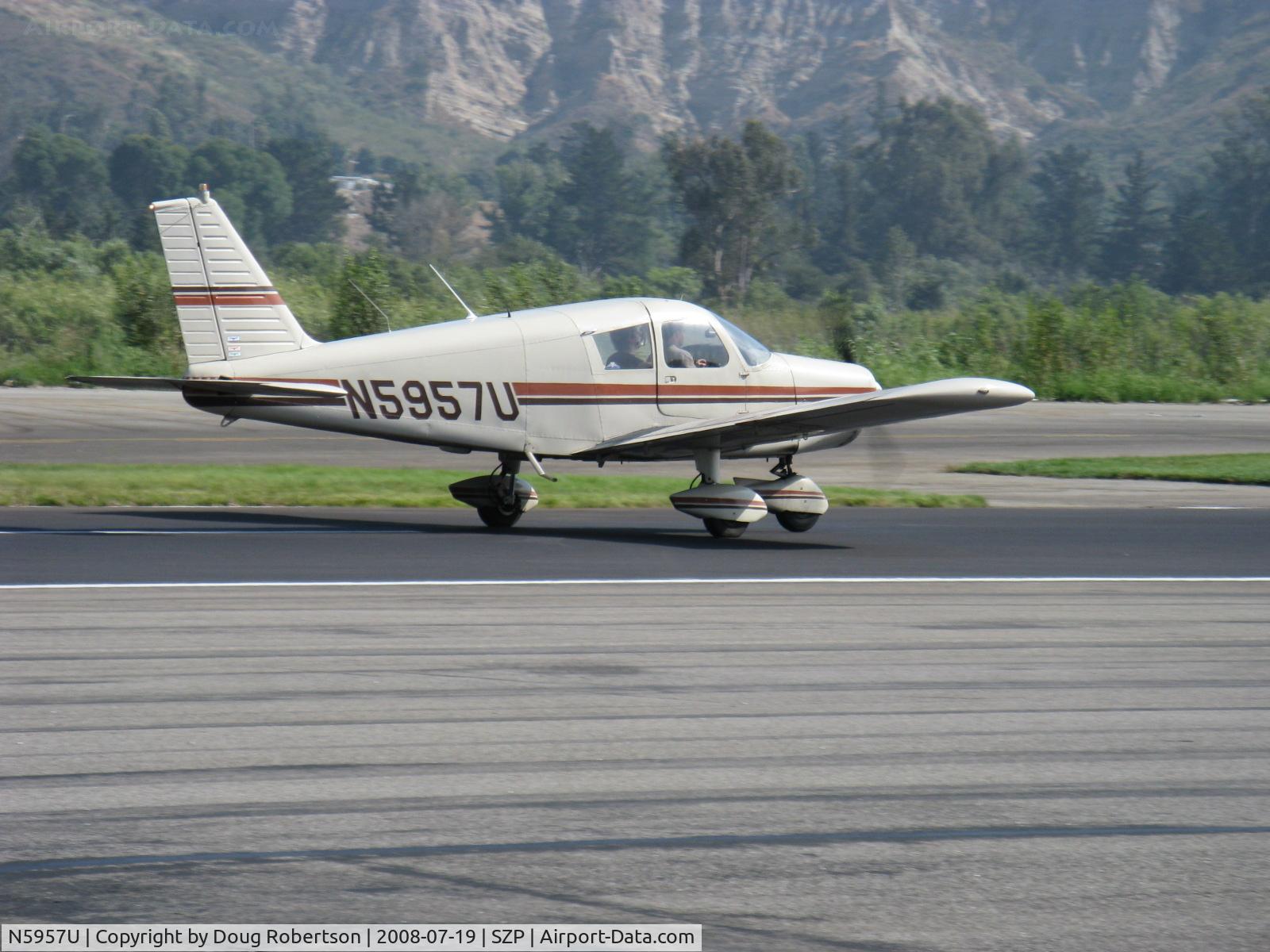 N5957U, 1970 Piper PA-28-140 C/N 28-26847, 1970 Piper PA-28-140 CRUISER, Lycoming O-320-E2A 150 Hp, takeoff roll Rwy 22