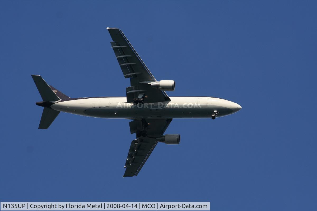 N135UP, 2001 Airbus A300F4-622R C/N 0818, UPS A300