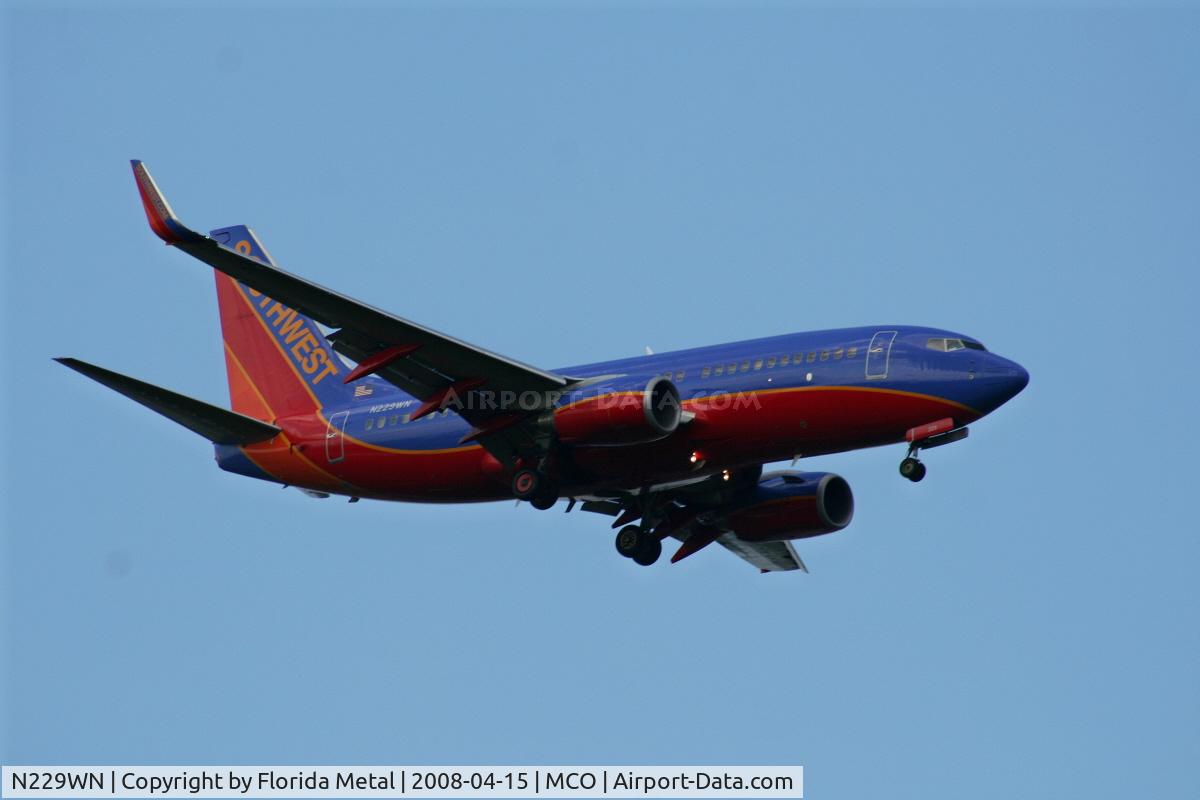N229WN, 2006 Boeing 737-7H4 C/N 32498, Southwest 737-700