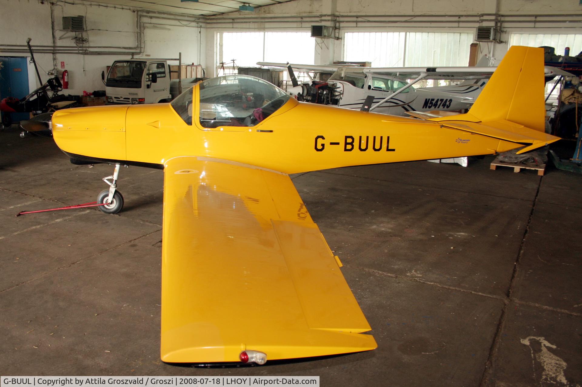 G-BUUL, 1993 Slingsby T-67M Firefly Mk2 C/N 2122, ?csény Airport / hangar