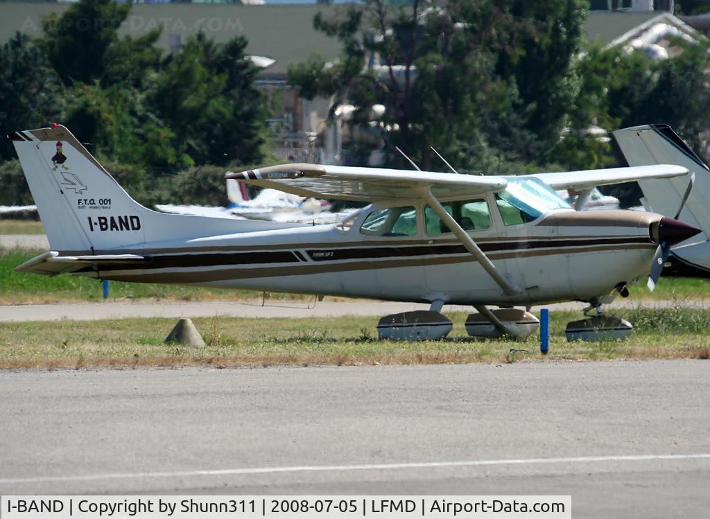 I-BAND, 1979 Cessna R172K Hawk XP C/N R1723081, Parked here...