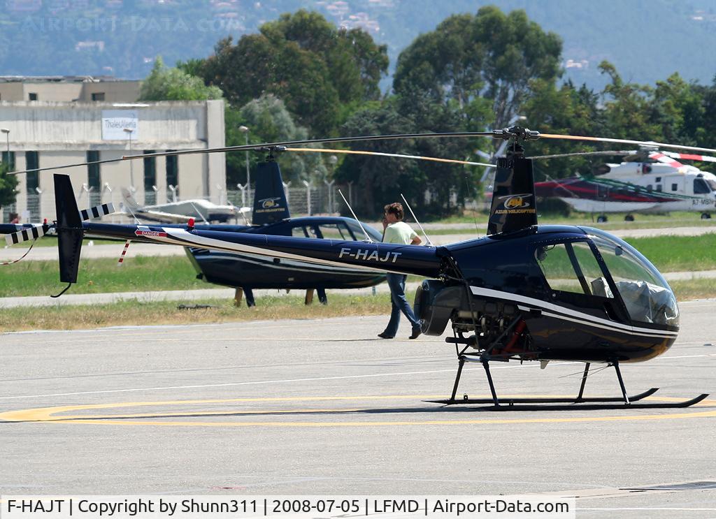 F-HAJT, 2007 Robinson R22 Beta C/N 4154, Parked here...