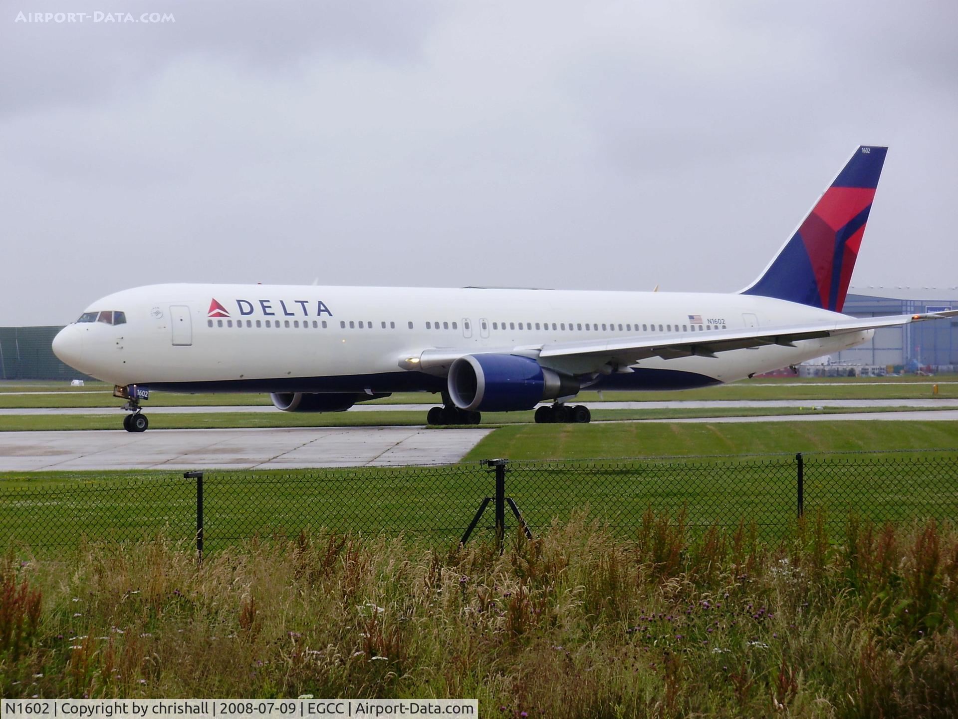 N1602, 1999 Boeing 767-332 C/N 29694, Delta