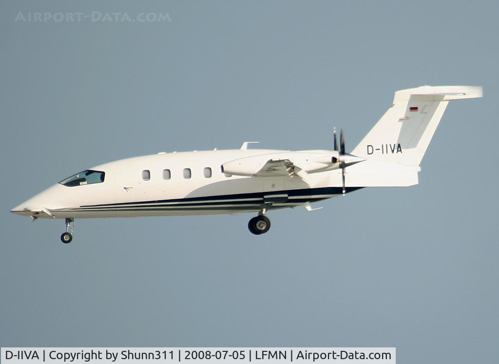 D-IIVA, 2007 Piaggio P-180 Avanti II C/N 1125, Landing rwy 05L