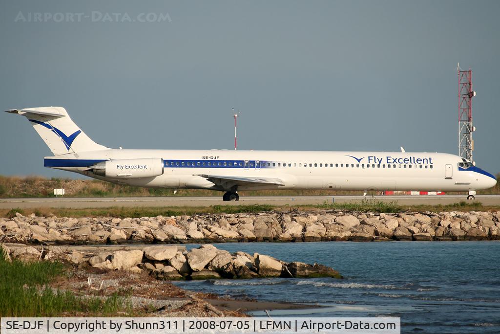 SE-DJF, 1987 McDonnell Douglas MD-83 (DC-9-83) C/N 49568, Rolling holding point rwy 05L for departure...