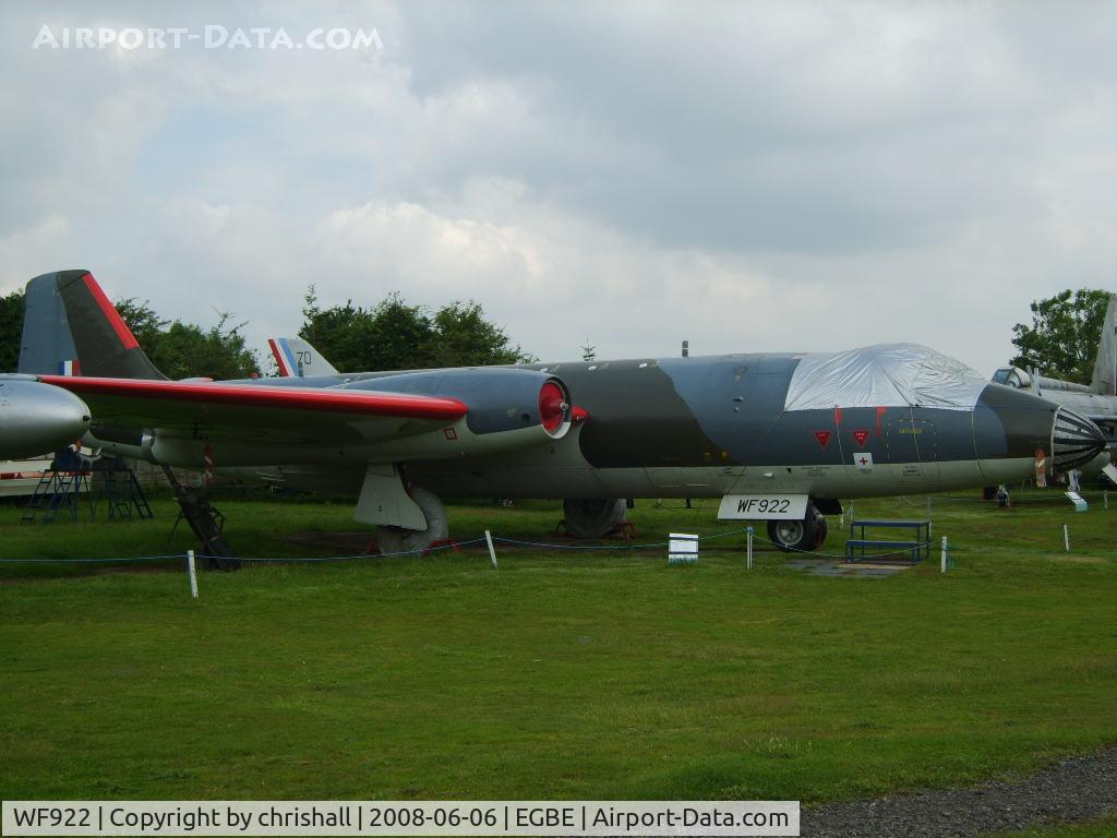 WF922, English Electric PR.3 C/N 71227, RAF English Electric Canberra PR3 (cn EEP71227)