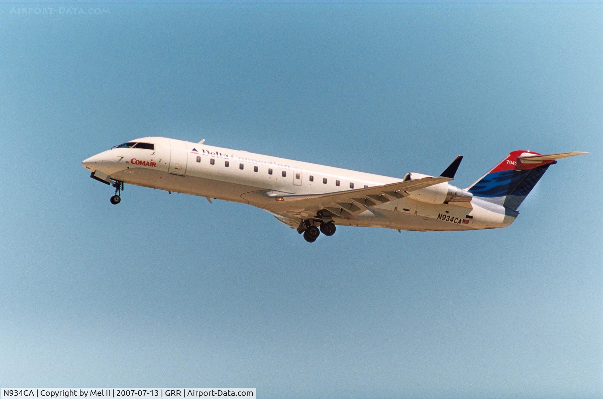 N934CA, 1994 Canadair CRJ-100ER (CL-600-2B19) C/N 7042, COM147 - GRR-CVG - Departing RWY 26L