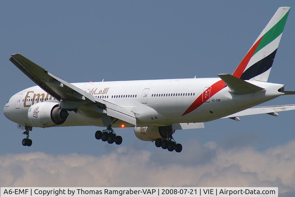 A6-EMF, 1996 Boeing 777-21H C/N 27249, Emirates Boeing 777-200