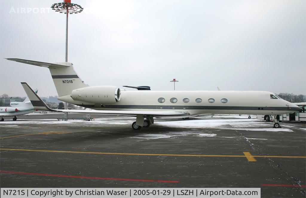 N721S, 2002 Gulfstream Aerospace G-V C/N 668, untitled