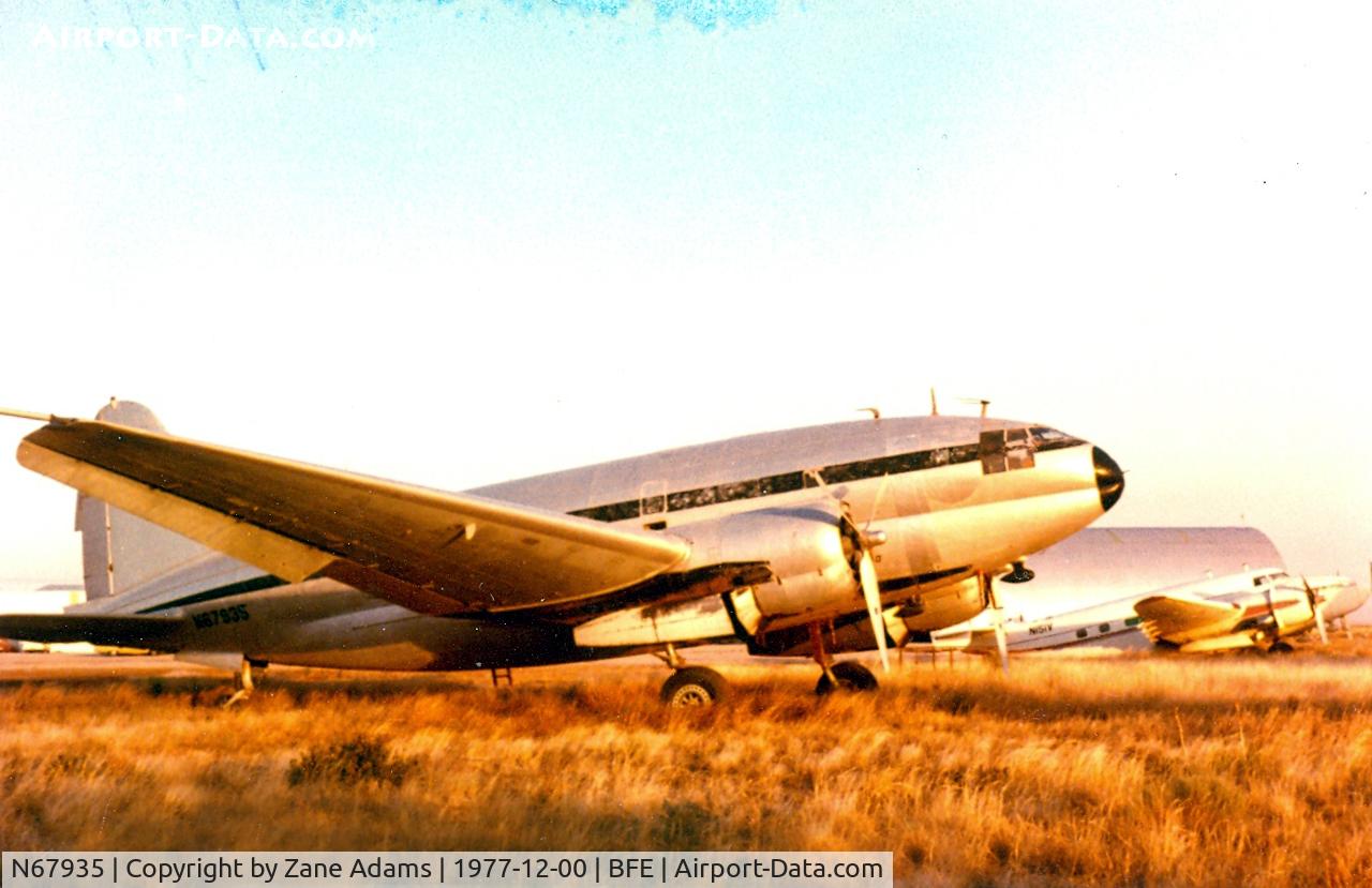 N67935, 1944 Curtiss C-46F Commando C/N 22383, Brownfield Flying Service - C-46's